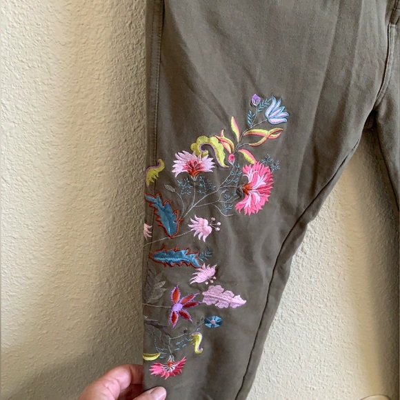 Matilda Jane Olive Floral Embroidered Pants 🌴 - Picture 5 of 15